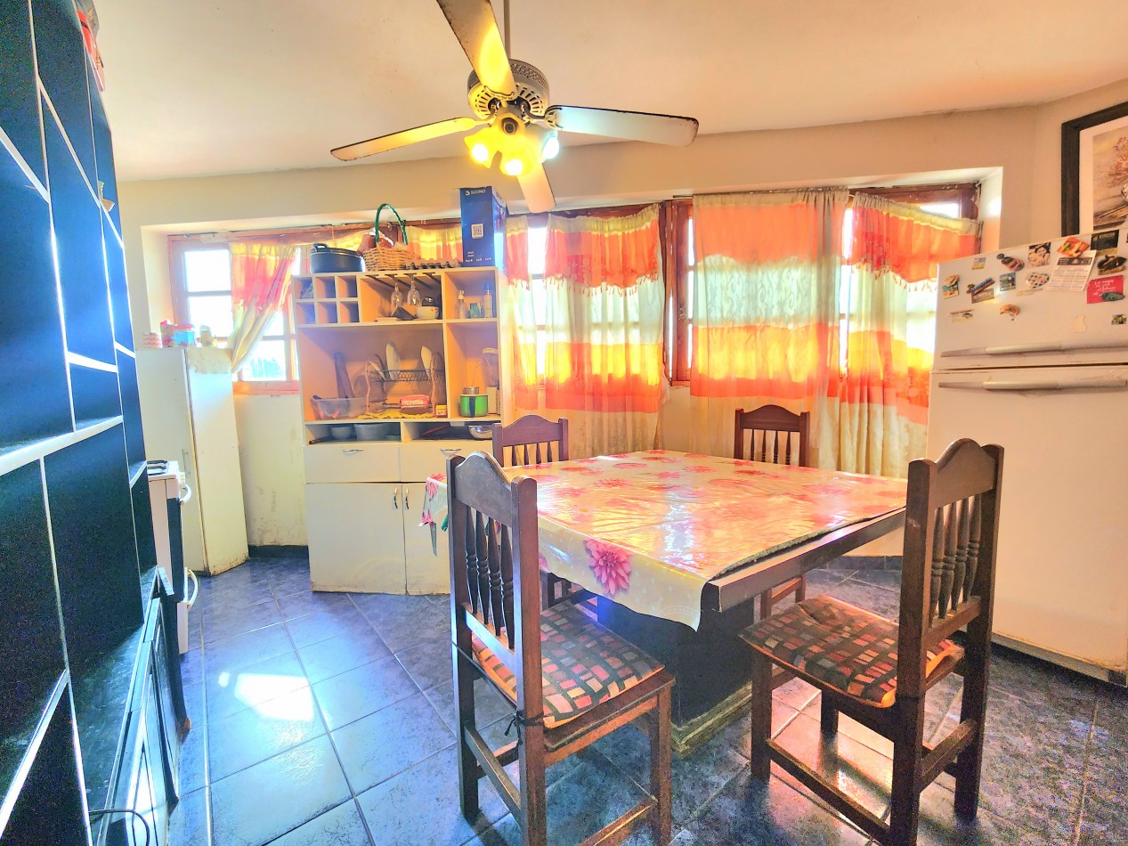 Lamadrid esq. Juan B. Teran- 2 Casas+ Depto.+ Local Comercial