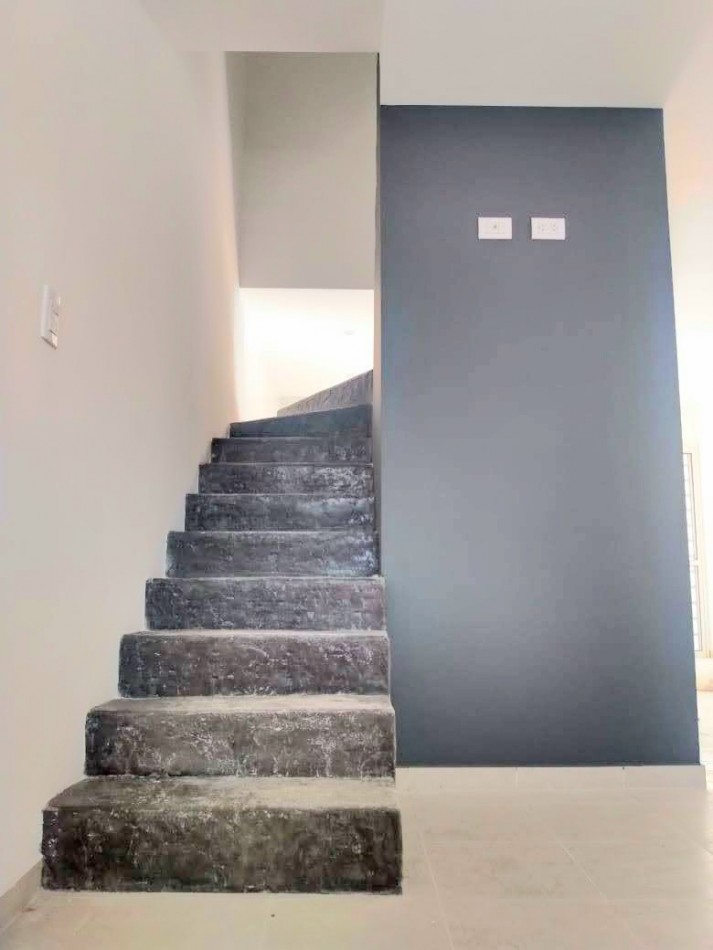 A 100 mts. Av. Constitucion - Duplex de 2D + Fondo + Cochera