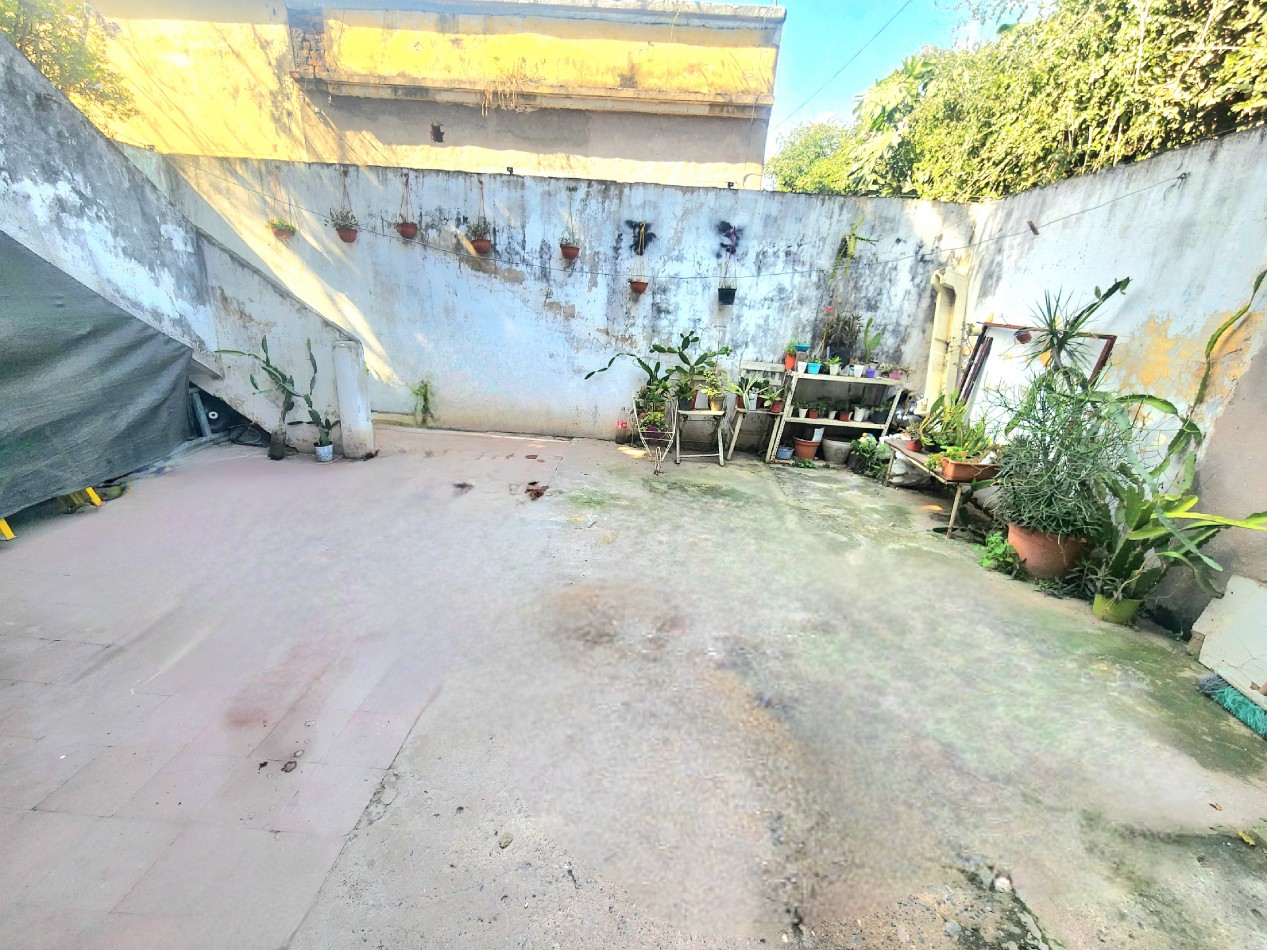 Z° Plazoleta Mitre - 12 de Octubre al 1.000 - Casa en Venta- Terreno  de 530 m2