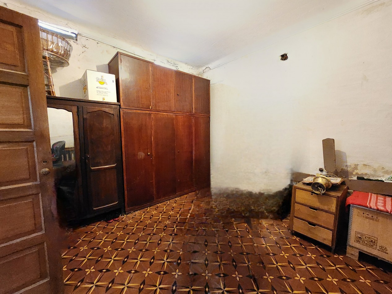 C/ Gdor. Gutierrez al 1500 (Villa 9 de Julio) - Casa de 2D + Depto. 2D c/ Fondo