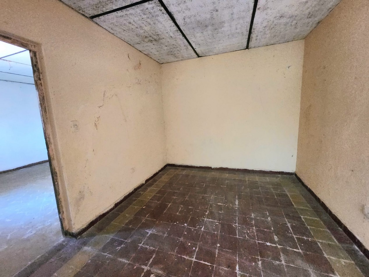 C/ Gdor. Gutierrez al 1500 (Villa 9 de Julio) - Casa de 2D + Depto. 2D c/ Fondo