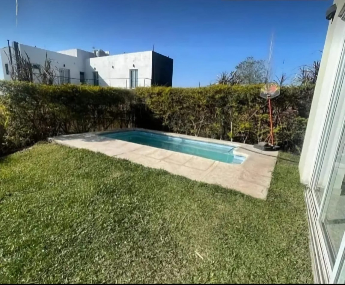 Country Loma Linda - Casa de 3D c/ Fondo y Pileta 