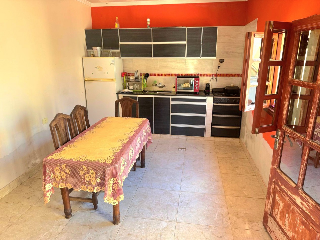 Termas de Rio Hondo- c/ Leopoldo Lugones al 1800 Casa de 3D c/ Cochera y Patio 