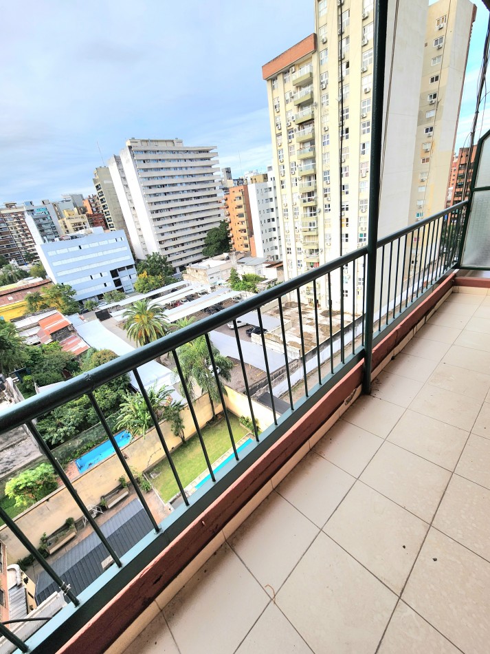 B° Norte- Corrientes al 900- Depto. 1D c/ Balcon 