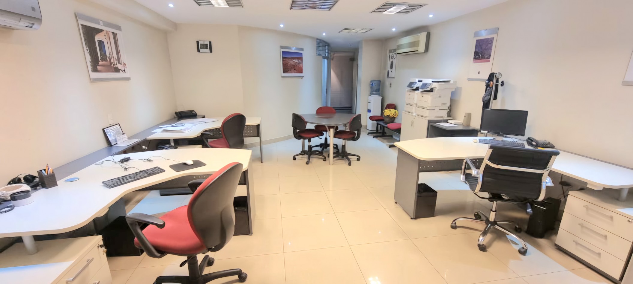 Oficina en La City - Maipu 50 - c/ Privado y Sala de Reuniones