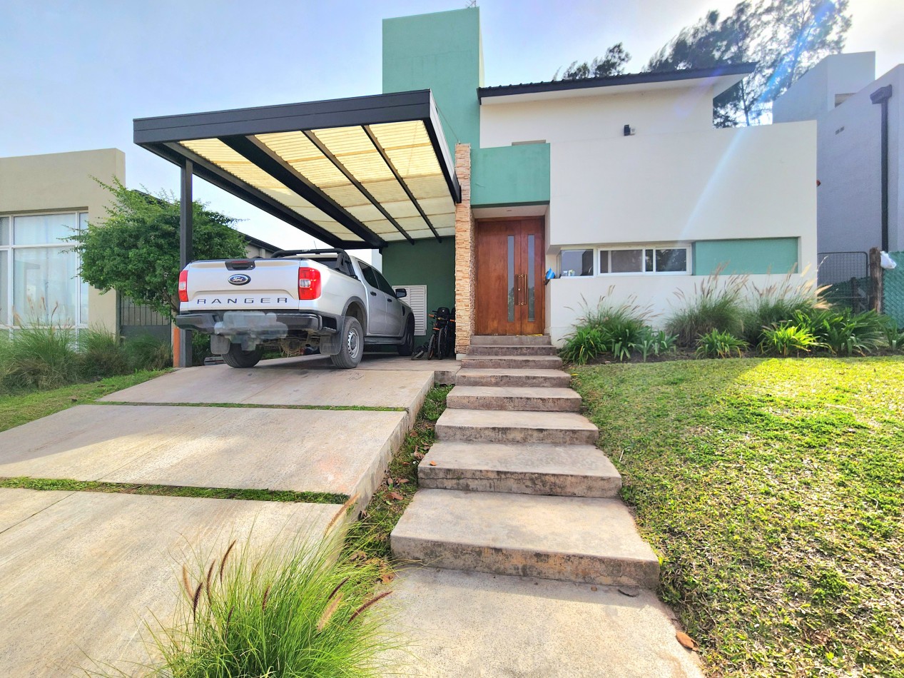 Apta Credito! Country El Pinar 1 - Casa de 2D Cercana al Club House 