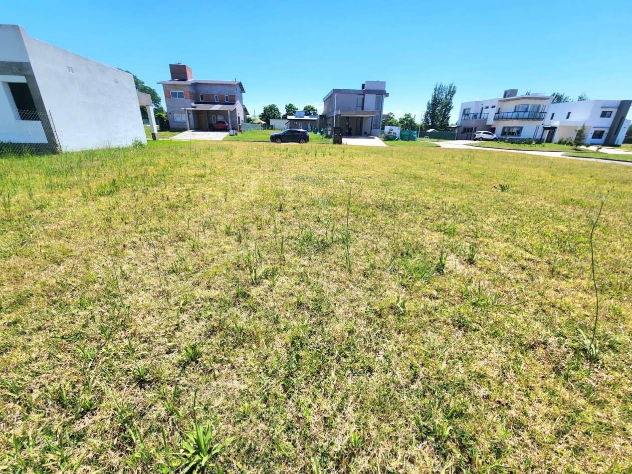 B° Las Quintas 2 - Terreno de 406 m2 Manzana U Cercano a porteria 