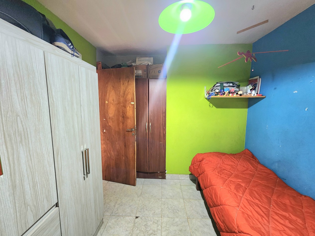 Las Talitas- B° Los Apostoles- Casa de 2D c/ Cochera y Pileta