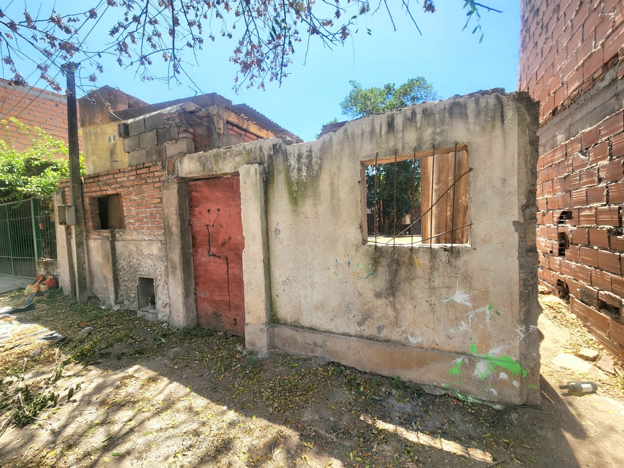 A 100 mts de Camino de Sirga y San Martin- B° La Esperanza- Terreno de 160 m2 c/ Escrituras 