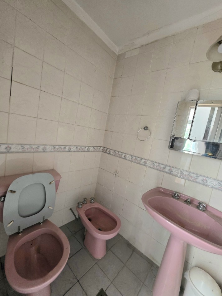 Laprida 480 -PH en Planta Baja con 5 dormitorios, 5 Baños y Dos Patios