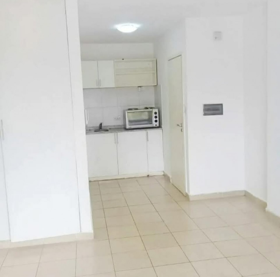 B° Sur - Moreno 354- Monoambiente c/ Balcon 