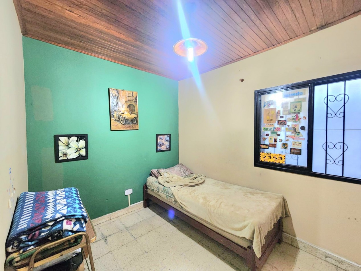 APTA CREDITO!!! C/ Monteagudo 1700 - CASA DE 3D + COCHERA + PATIO