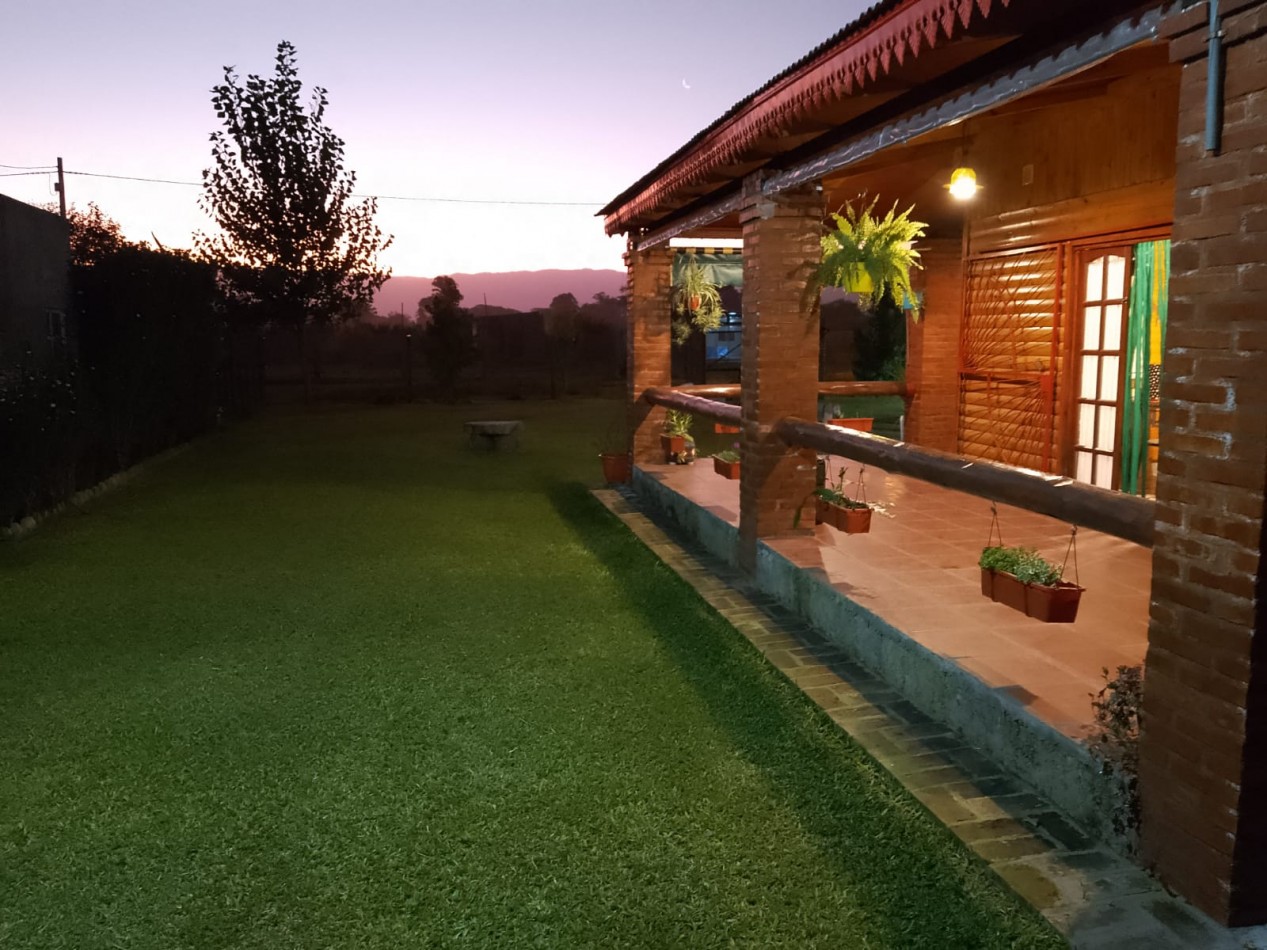 Los Villagra - Casa Simil Tronco de 2D + Quincho + Galeria 