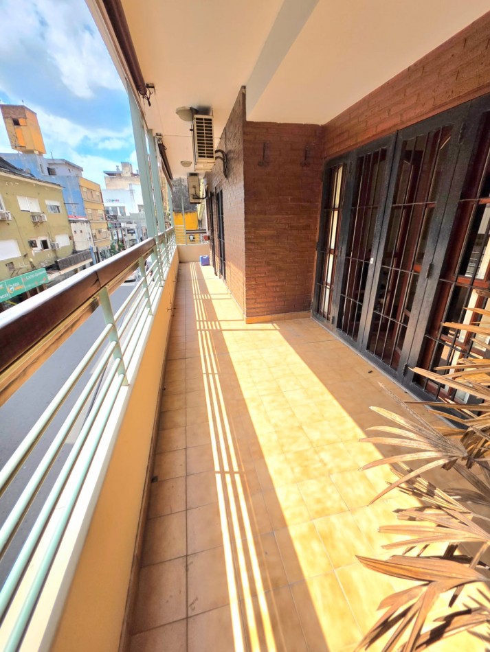 C\ Junin 41 - Piso completo Premium de 4D c/ boble Balcon 