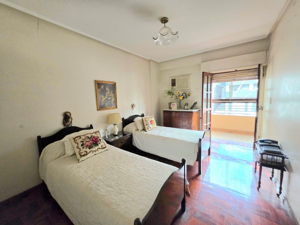 C\ Junin 41 - Piso completo Premium de 4D c/ boble Balcon 