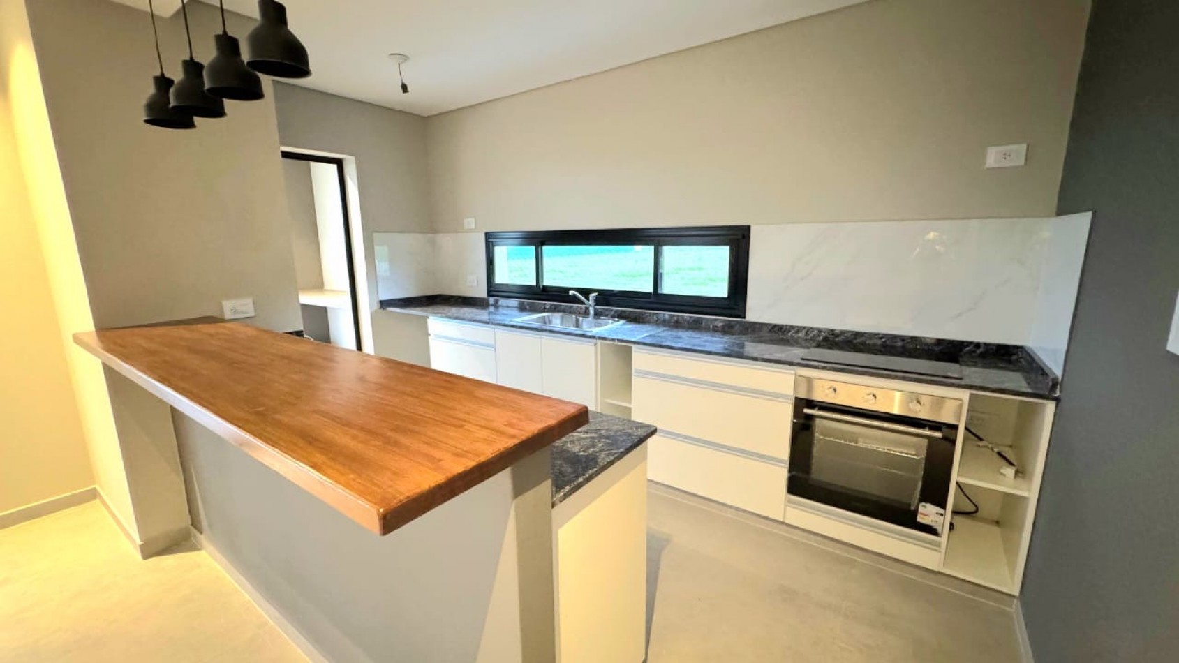 A Estrenar! B° Privado Las Cañas - Casa de 3D + Terreno de 403 m2 Central 