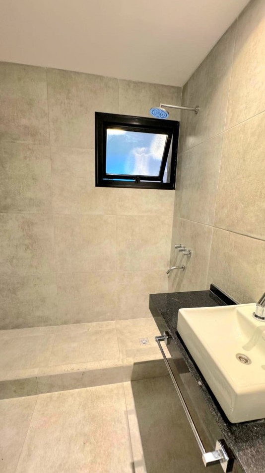 A Estrenar! B° Privado Las Cañas - Casa de 3D + Terreno de 403 m2 Central 