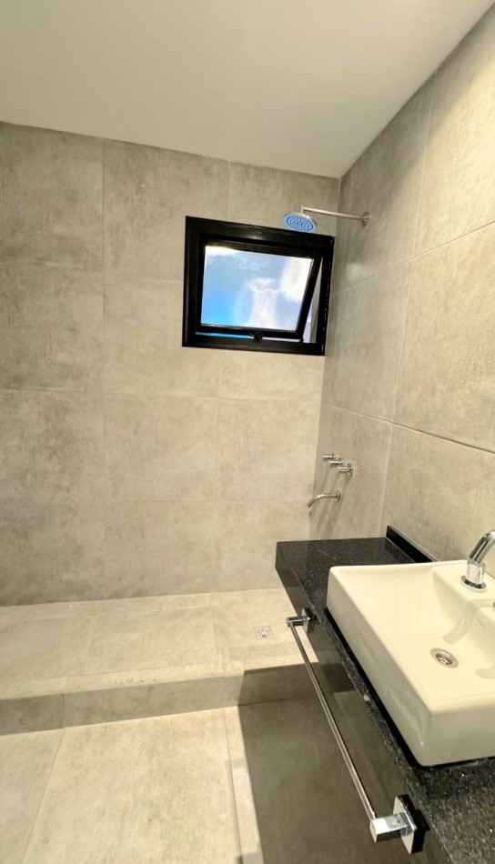 A Estrenar! B° Privado Las Cañas - Casa de 3D + Terreno de 403 m2 Central 