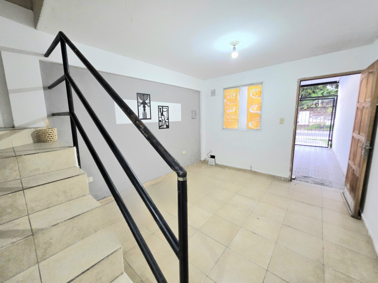 C/ Corrientes 3046 - Duplex 2D c/ Patio y Cochera 