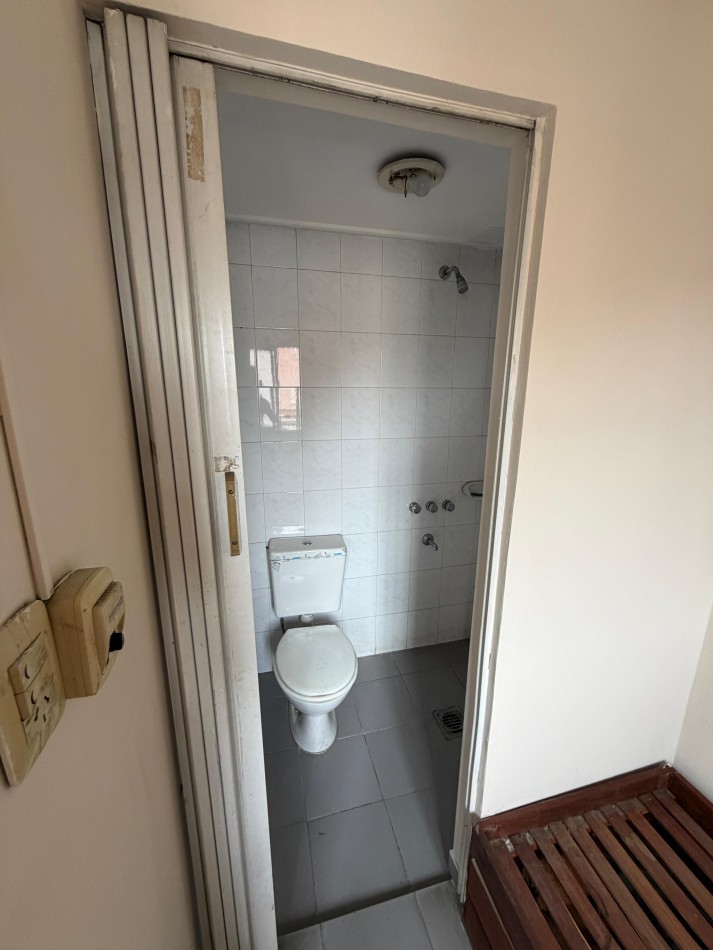 APTO CREDITO!! C/ Las Heras 128 - DEPTO. 2D + DEP. C/ BALCON + COCHERA