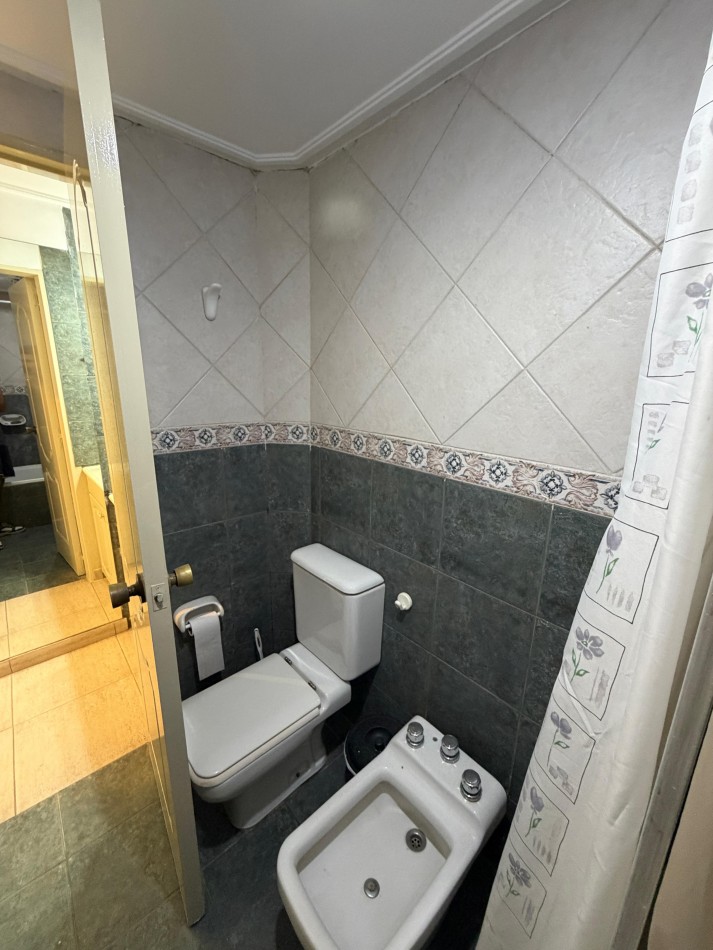 APTO CREDITO!! C/ Las Heras 128 - DEPTO. 2D + DEP. C/ BALCON + COCHERA