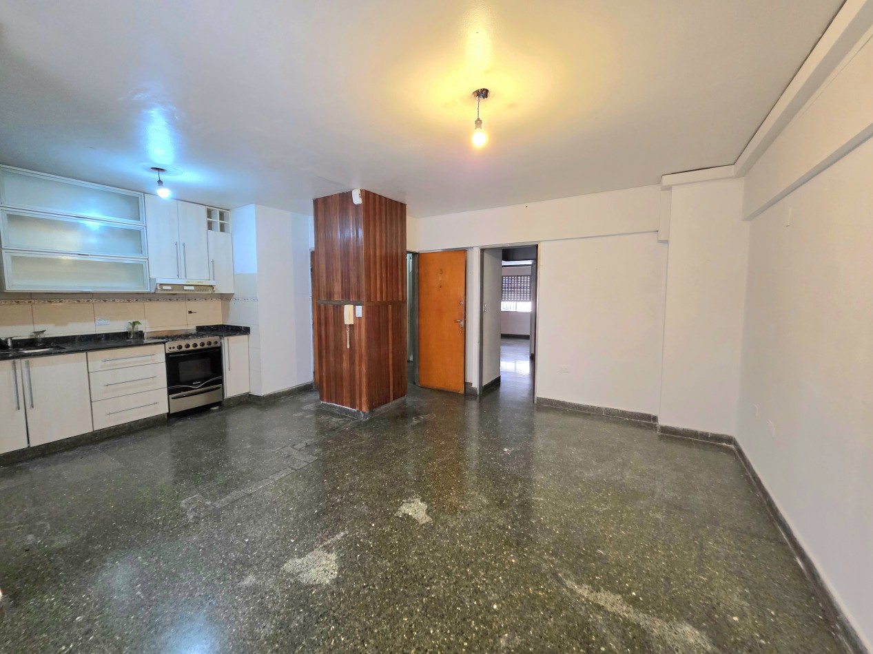 APTO CREDITO!! MAIPU AL 500 DEPTO. 2D + DEP. SERV. REFORMADO