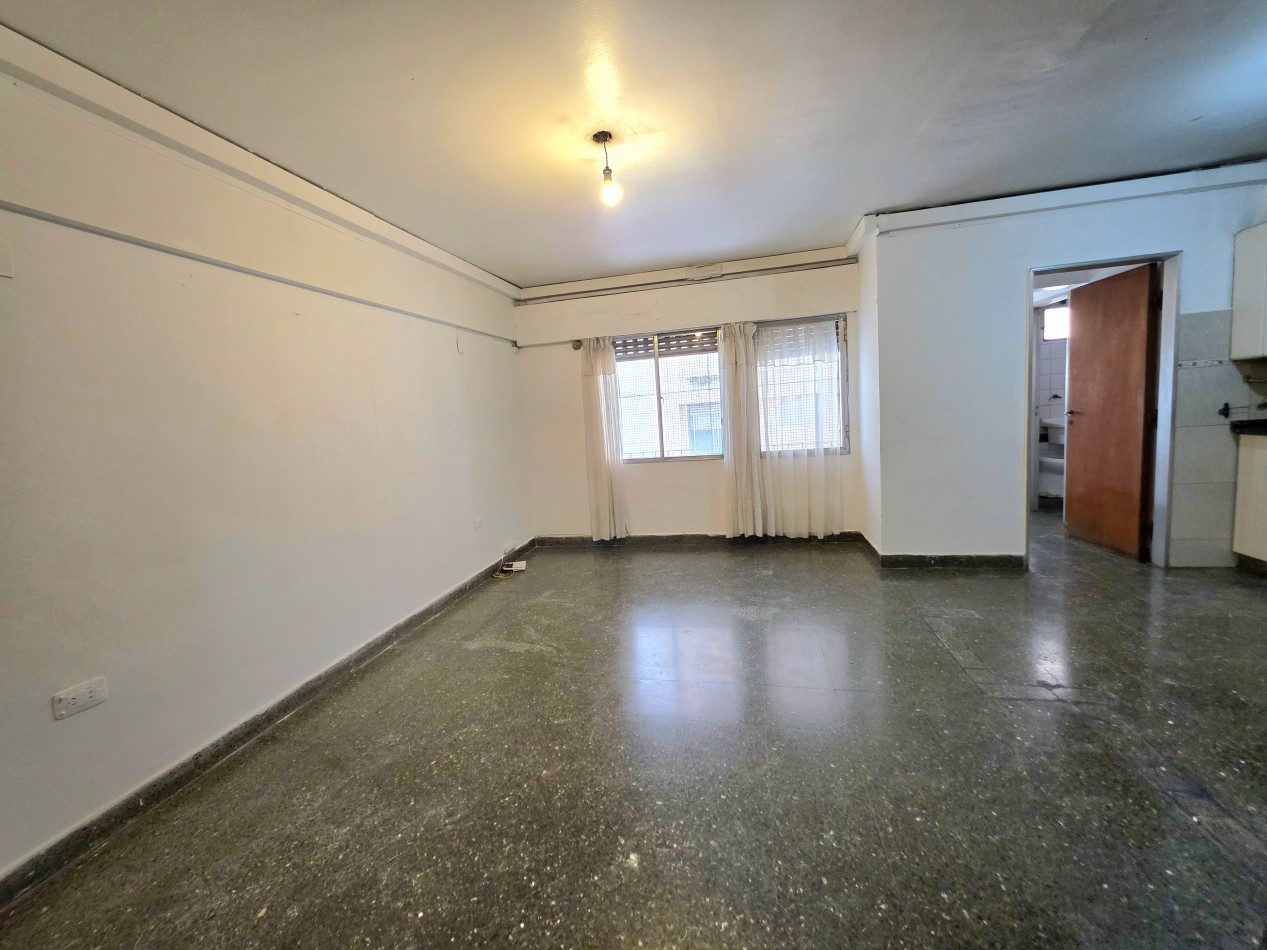 APTO CREDITO!! MAIPU AL 500 DEPTO. 2D + DEP. SERV. REFORMADO