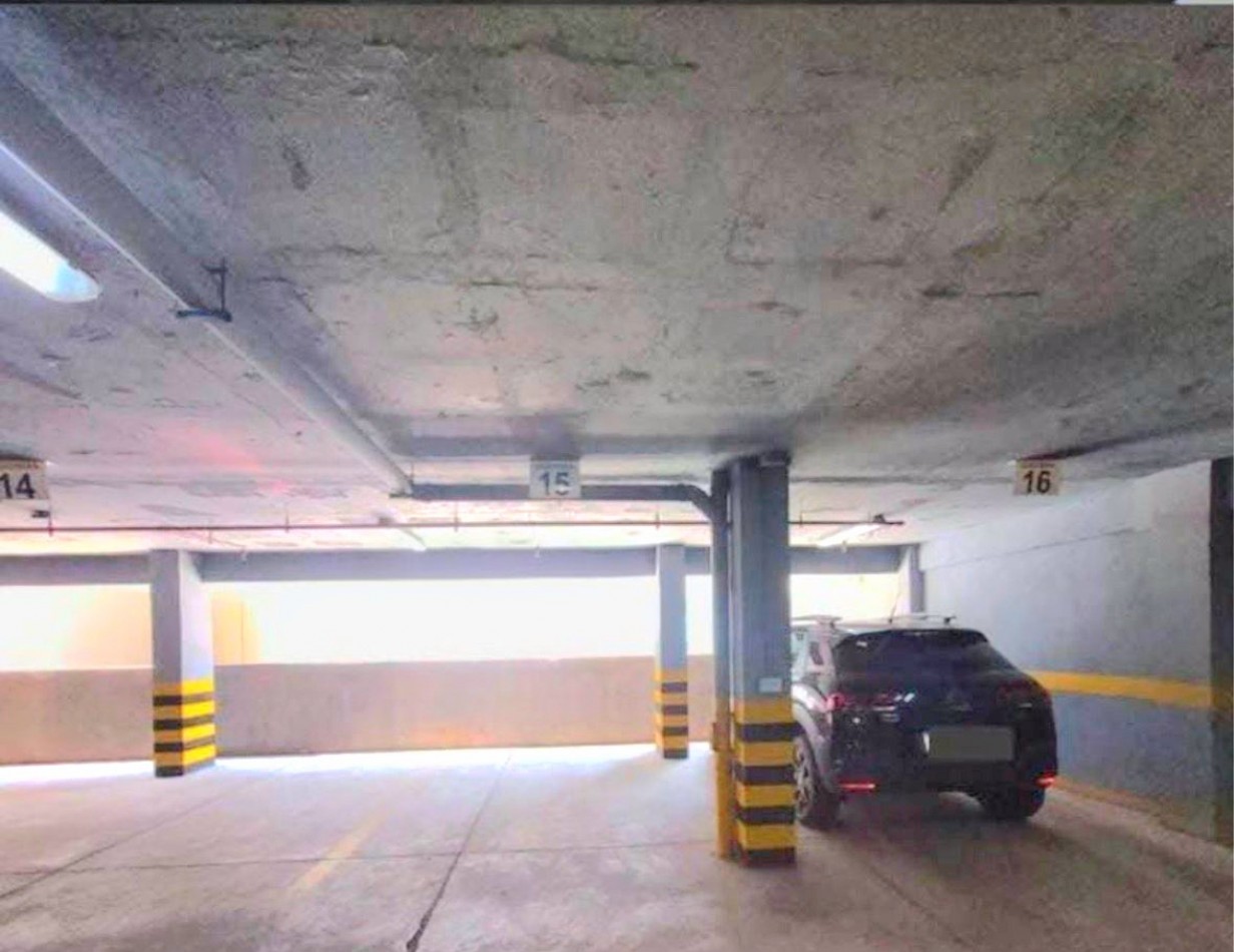 C/ Balcarce 450 - Cochera Grande Centrica 