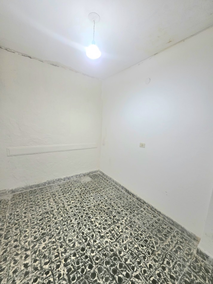 C/ Chacabuco 483- Casa de 3D + Fondo + Patio Ideal Comercio/ Casa