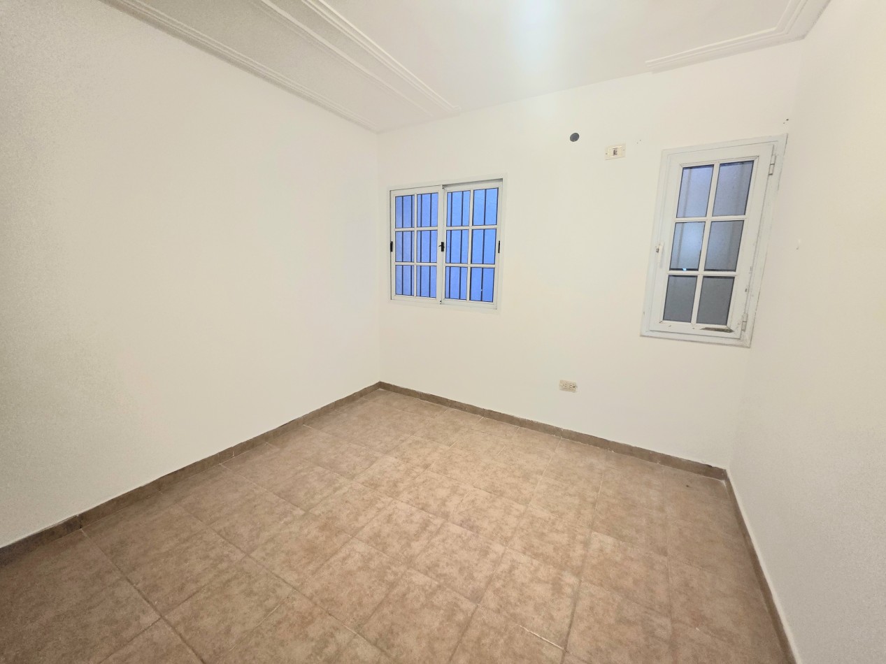 B° Sur Las Piedras 112 Duplex de 2D +Jardin + Cochera 