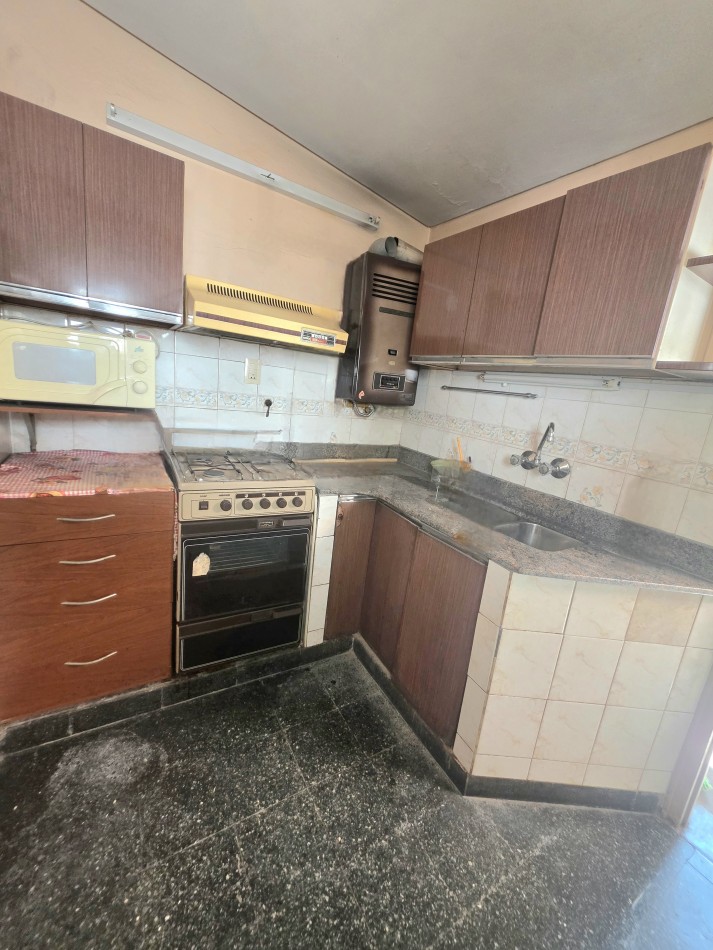 B° Ciudadela- C/ Lavalle al 2.000 - Casa 3 Dormitorios c/ Patio APTA CREDITO!!!